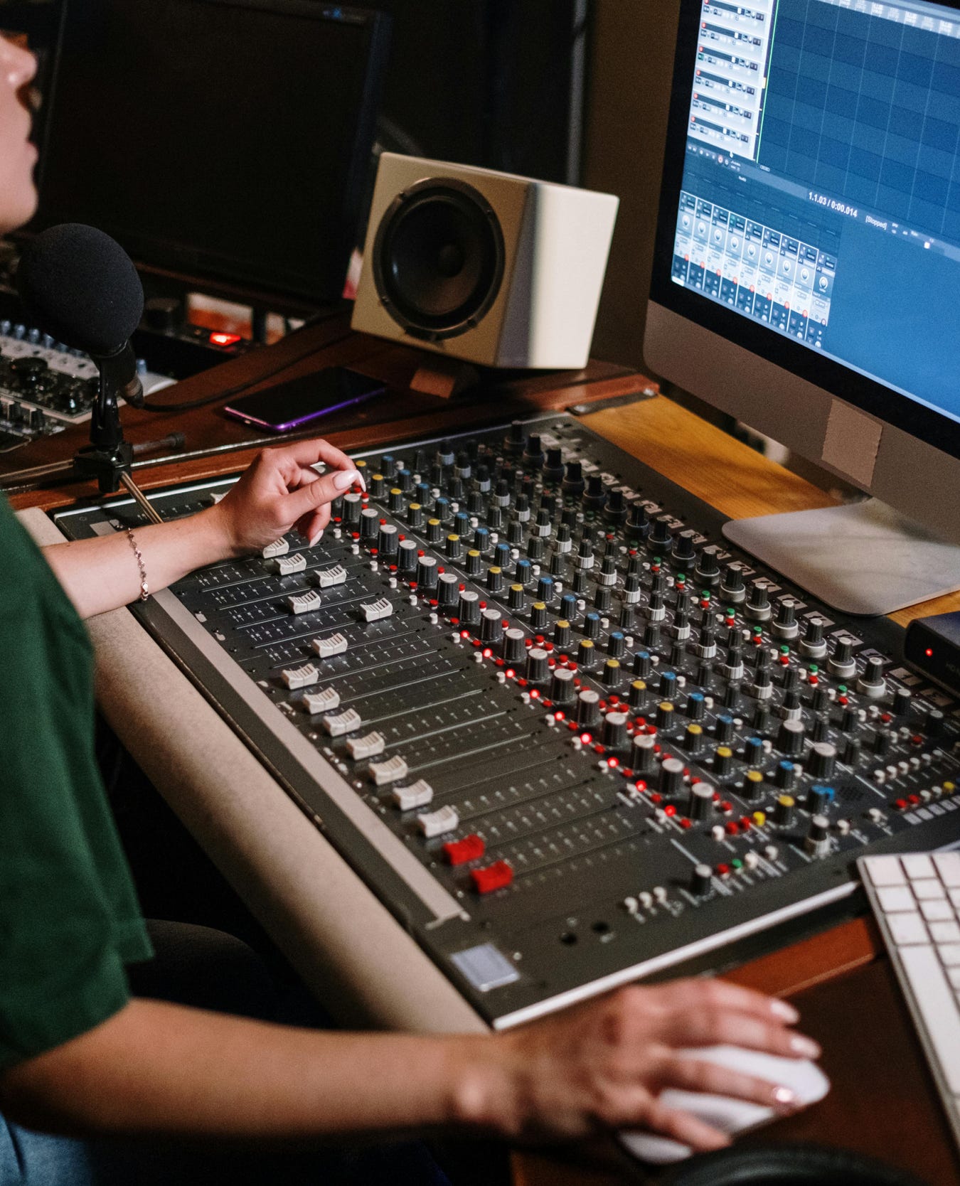 Kostenloses Stock Foto zu absichtliche kamerabewegung, abstrakt, abstrakte fotografie